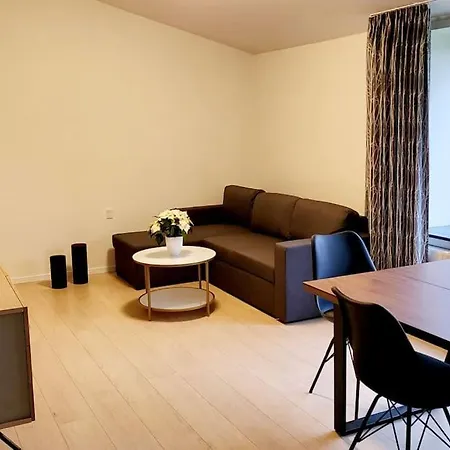 ヴィラ Solorica House ビルン